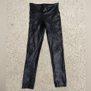 Black Shiny Leggings